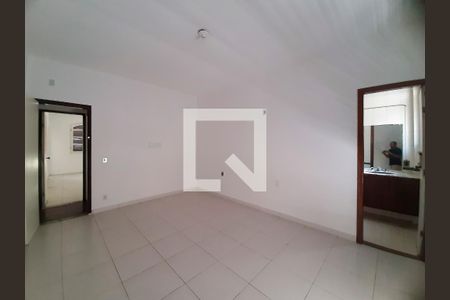 Casa de condomínio para alugar com 911m², 6 quartos e 3 vagasQuarto 2 - Suíte