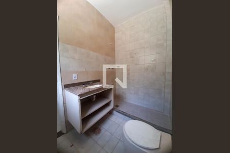 Casa de condomínio para alugar com 911m², 6 quartos e 3 vagasBanheiro Quarto 3 - Suíte