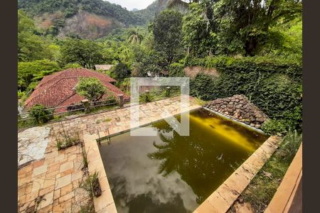 Casa de condomínio para alugar com 911m², 6 quartos e 3 vagasVista da casa de hospedes