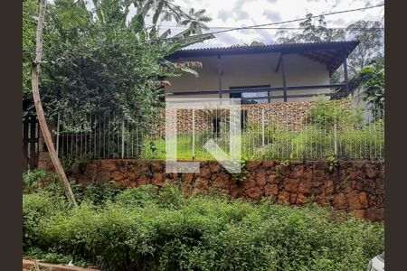 Casa de condomínio para alugar com 911m², 6 quartos e 3 vagasFachada