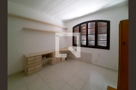 Casa de condomínio para alugar com 911m², 6 quartos e 3 vagasQuarto 1