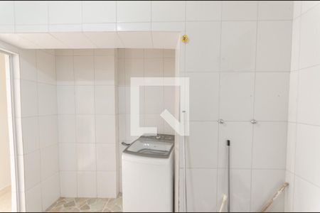 Apartamento à venda com 120m², 3 quartos e 1 vaga Apartamento à venda com 120m², 3 quartos e 1 vagaBanheiro Social