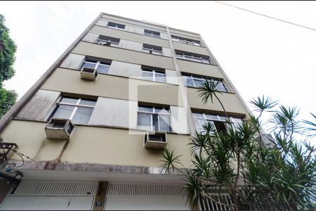 Apartamento à venda com 120m², 3 quartos e 1 vaga Apartamento à venda com 120m², 3 quartos e 1 vagaFachada