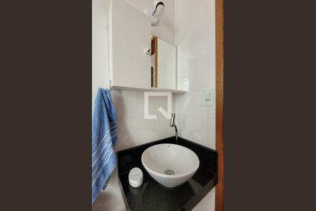 Apartamento à venda com 104m², 2 quartos e 2 vagasBanheiro da suíte