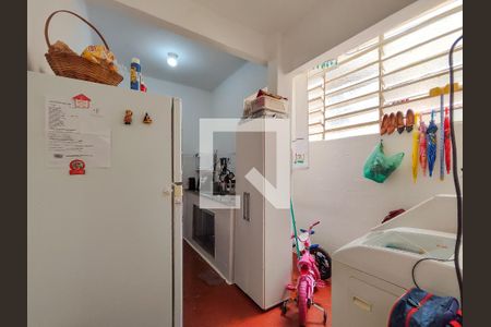 Apartamento para alugar com 70m², 2 quartos e sem vagaCozinha e Área de Serviço