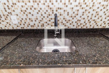 Apartamento à venda com 56m², 2 quartos e 1 vagaCozinha - Torneira