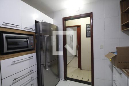 Casa à venda com 90m², 3 quartos e sem vaga Casa à venda com 90m², 3 quartos e sem vagaCozinha