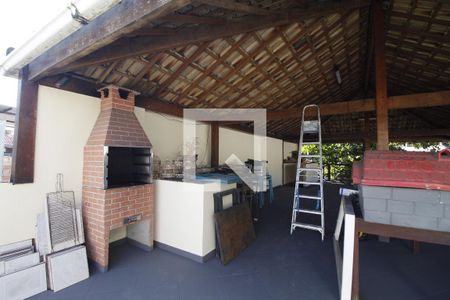 Casa à venda com 90m², 3 quartos e sem vaga Casa à venda com 90m², 3 quartos e sem vagaTerraço