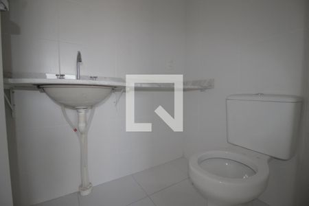 Banheiro 1 de apartamento à venda com 1 quarto, 60m² em Marechal Rondon, Canoas