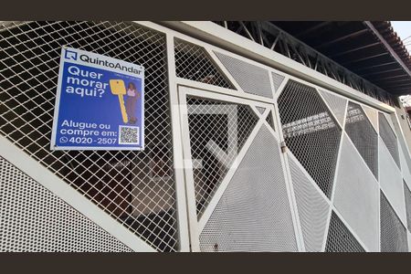 Casa para alugar com 135m², 2 quartos e 2 vagasFachada