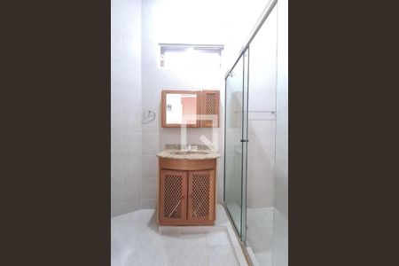 Casa à venda com 310m², 6 quartos e 1 vaga Casa à venda com 310m², 6 quartos e 1 vagaBanheiro