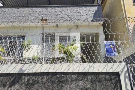 Casa à venda com 310m², 6 quartos e 1 vaga Casa à venda com 310m², 6 quartos e 1 vagaFachada casa principal com placa