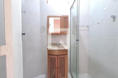 Casa à venda com 310m², 6 quartos e 1 vaga Casa à venda com 310m², 6 quartos e 1 vagaBanheiro