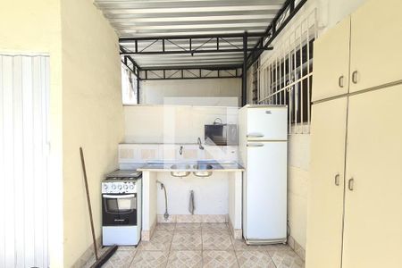 Casa à venda com 310m², 6 quartos e 1 vaga Casa à venda com 310m², 6 quartos e 1 vagaTerraço