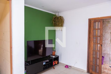 Sala de casa de condomínio à venda com 4 quartos, 85m² em Vila Araguaia, São Paulo