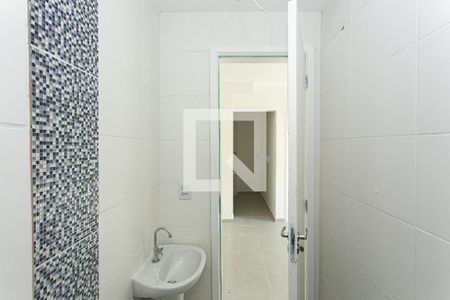 Apartamento à venda com 41m², 2 quartos e sem vaga Apartamento à venda com 41m², 2 quartos e sem vagaBanheiro