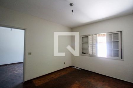Quarto 1 de casa à venda com 4 quartos, 200m² em Vila Lúcia, São Paulo