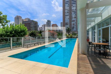 Studio para alugar com 43m², 1 quarto e 1 vaga Studio para alugar com 43m², 1 quarto e 1 vagaÁrea comum - Piscina