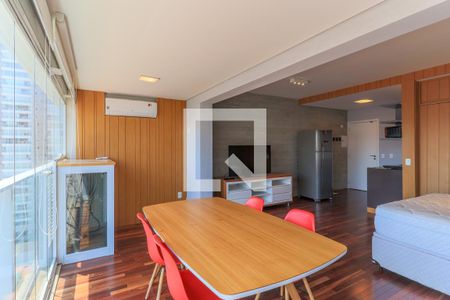 Studio para alugar com 43m², 1 quarto e 1 vaga Studio para alugar com 43m², 1 quarto e 1 vagaStudio