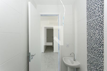 Apartamento para alugar com 40m², 2 quartos e sem vaga Apartamento para alugar com 40m², 2 quartos e sem vagaBanheiro