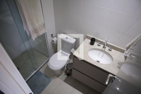 Banheiro de kitnet/studio para alugar com 1 quarto, 38m² em Campo Belo, São Paulo