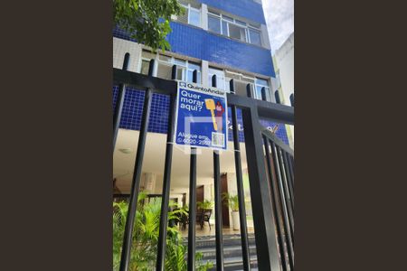 Plaquinha  de apartamento para alugar com 2 quartos, 73m² em Barra, Salvador