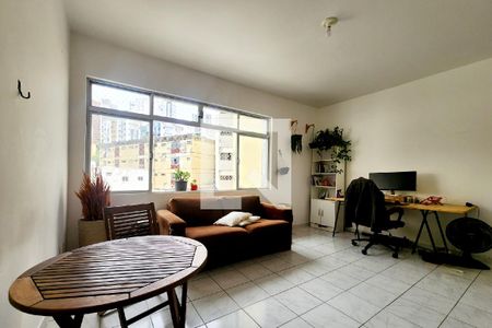 Sala de apartamento para alugar com 2 quartos, 73m² em Barra, Salvador