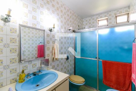 Casa à venda com 250m², 4 quartos e 4 vagasBanheiro Social