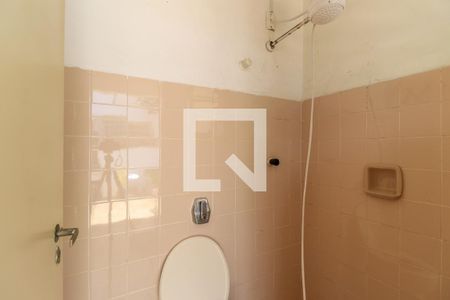 Casa à venda com 250m², 4 quartos e 4 vagasBanheiro de serviço