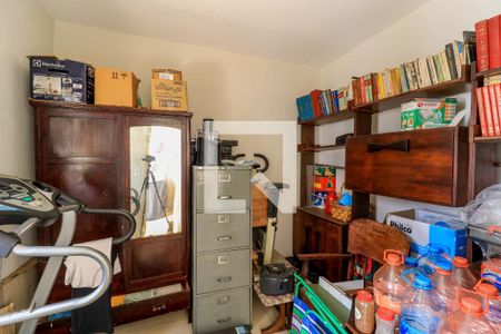 Casa à venda com 250m², 4 quartos e 4 vagasQuarto de Serviço