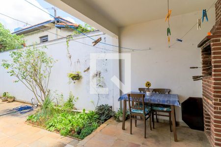 Casa à venda com 250m², 4 quartos e 4 vagasÁrea comum - Churrasqueira