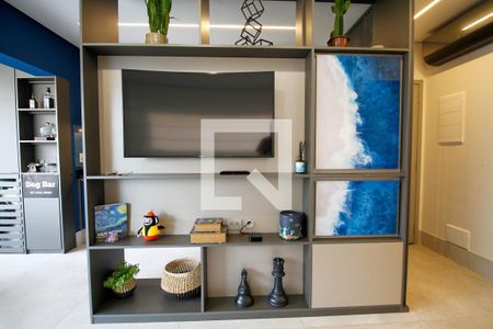 Sala de apartamento à venda com 2 quartos, 68m² em Pinheiros, São Paulo