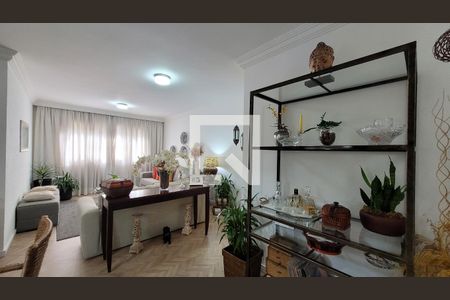 Sala de apartamento à venda com 4 quartos, 120m² em Cambuí, Campinas