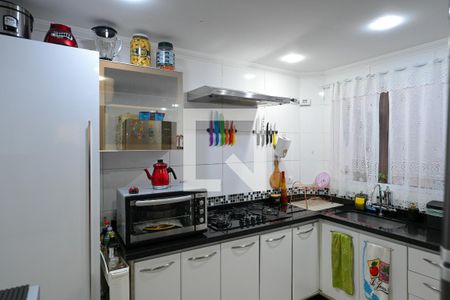 Casa à venda com 97m², 3 quartos e 2 vagas Casa à venda com 97m², 3 quartos e 2 vagasCozinha