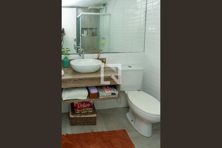 Apartamento à venda com 78m², 3 quartos e 1 vaga Apartamento à venda com 78m², 3 quartos e 1 vagaBanheiro Social