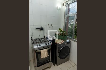 Apartamento à venda com 78m², 3 quartos e 1 vaga Apartamento à venda com 78m², 3 quartos e 1 vagaCozinha e Área de Serviço - Armários