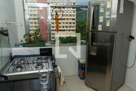 Apartamento à venda com 78m², 3 quartos e 1 vaga Apartamento à venda com 78m², 3 quartos e 1 vagaCozinha e Área de Serviço - Armários