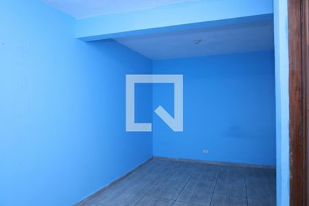 Suíte de casa para alugar com 3 quartos, 213m² em Parque Guarani, São Paulo