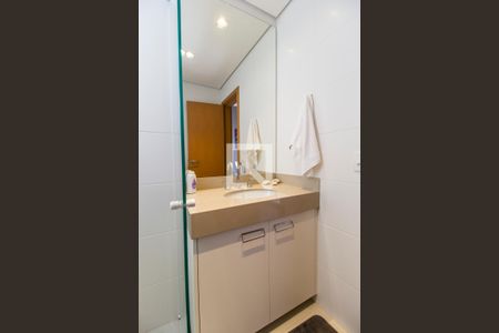 Apartamento à venda com 175m², 3 quartos e 3 vagasBanheiro da Suíte 2