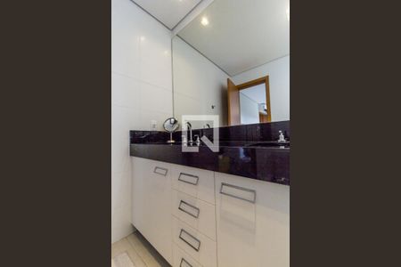 Apartamento à venda com 175m², 3 quartos e 3 vagasBanheiro da Suíte 1