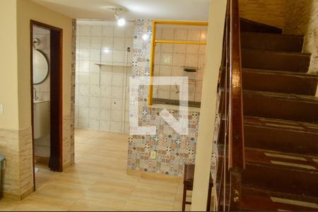 Sala de casa de condomínio à venda com 2 quartos, 90m² em Tanque, Rio de Janeiro