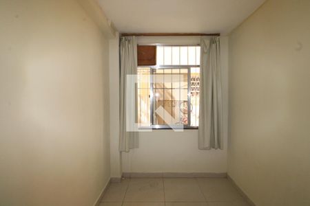 Quarto 2 de apartamento para alugar com 2 quartos, 49m² em Irajá, Rio de Janeiro