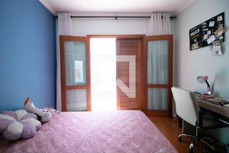 Casa à venda com 329m², 5 quartos e 3 vagasQuarto 3