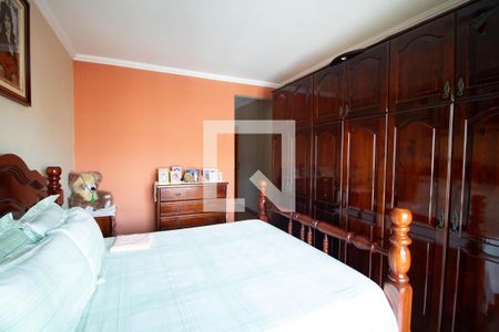 Casa à venda com 329m², 5 quartos e 3 vagasQuarto 1