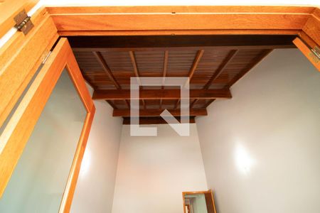 Casa à venda com 329m², 5 quartos e 3 vagasQuarto 4