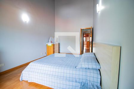 Casa à venda com 329m², 5 quartos e 3 vagasQuarto 4