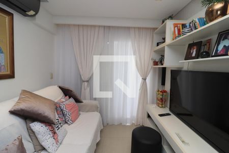 Sala de TV de apartamento à venda com 2 quartos, 70m² em Vila Azevedo, São Paulo