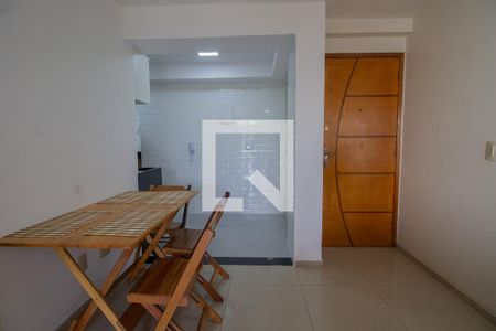 Sala  de apartamento à venda com 2 quartos, 75m² em Recreio dos Bandeirantes, Rio de Janeiro