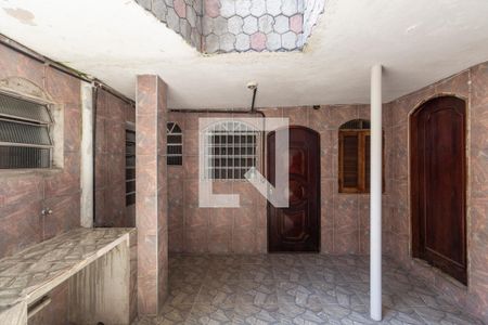 Casa à venda com 270m², 5 quartos e 2 vagas Casa à venda com 270m², 5 quartos e 2 vagasÁrea comum