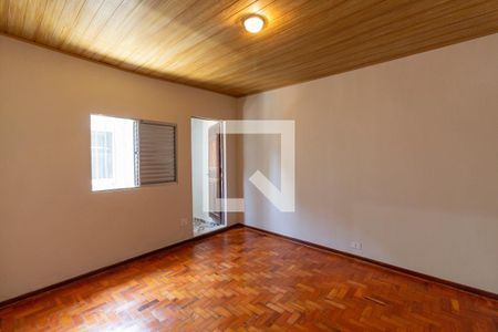Quarto de casa à venda com 5 quartos, 270m² em Vila Ré, São Paulo